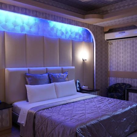 סינצ'ו סיטי Wind Coast Motel מראה חיצוני תמונה