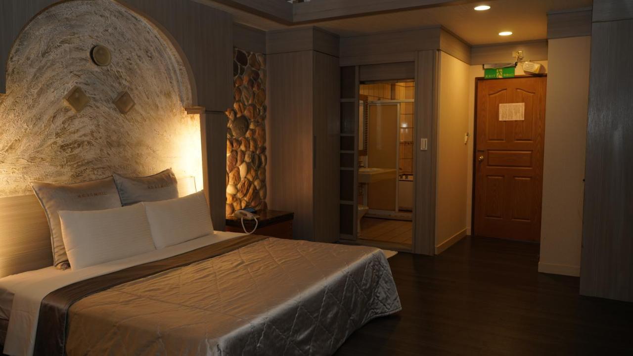 סינצ'ו סיטי Wind Coast Motel מראה חיצוני תמונה
