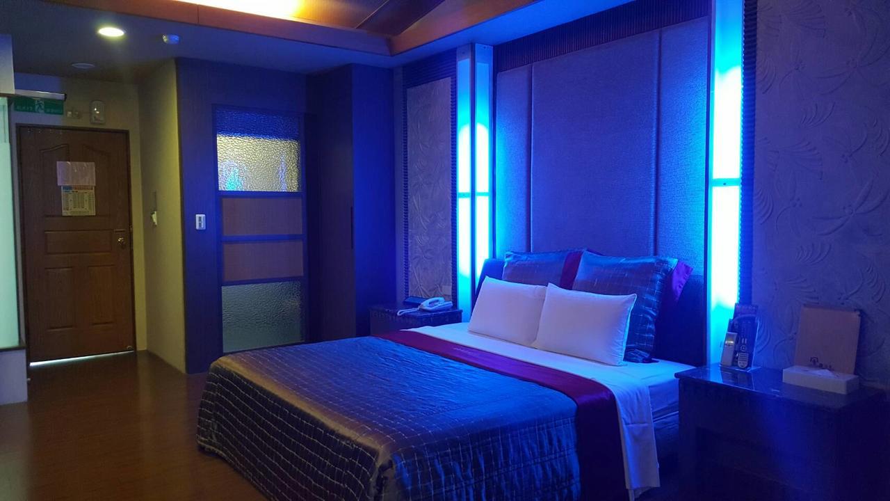 סינצ'ו סיטי Wind Coast Motel מראה חיצוני תמונה